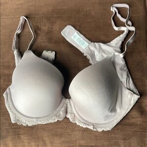 Aerie 34 B real sunnie Lace Trim Bra